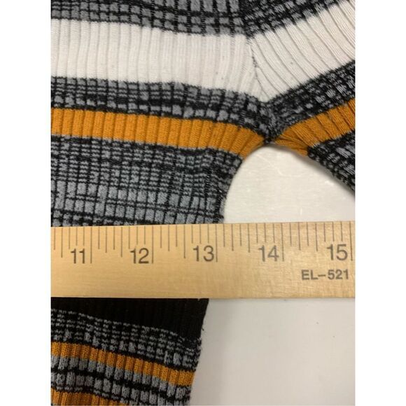 Striped Rib Knit Sweater - Picture 6 of 7
